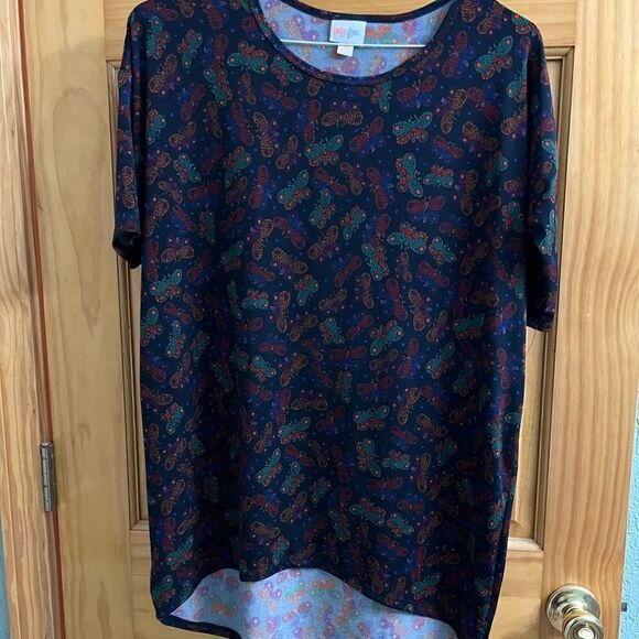 LulaRoe xs butterfly top - Picture 1 of 5